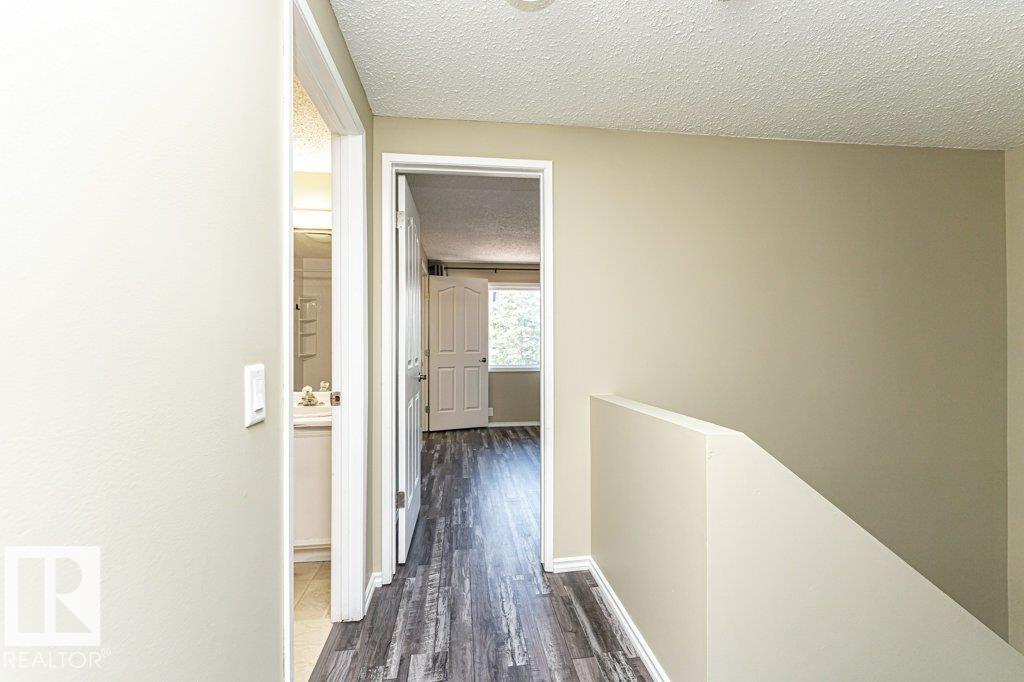 Photo 16 of 3299 139 Av Nw, Edmonton AB