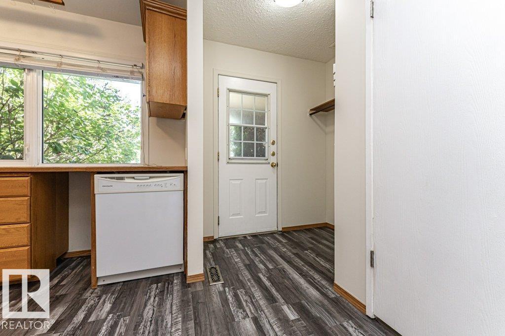 Photo 38 of 3299 139 Av Nw, Edmonton AB