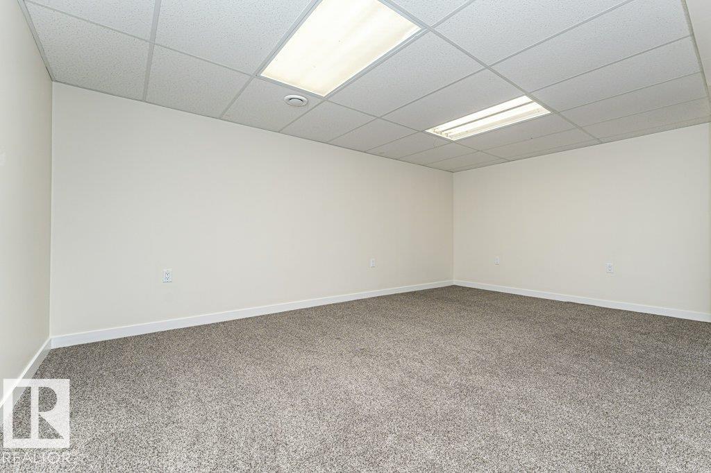 Photo 3 of 3299 139 Av Nw, Edmonton AB