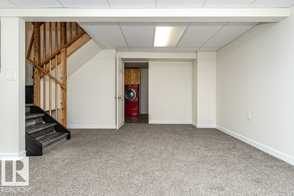 Photo 21 of 3299 139 Av Nw, Edmonton AB
