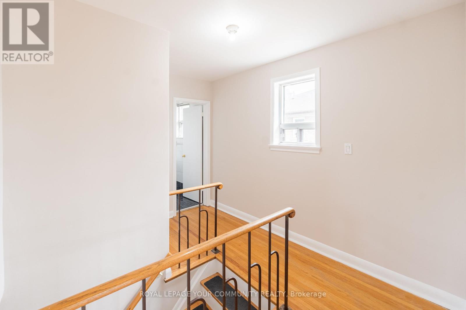 Photo 6 of 775 Wilson Heights Boulevard, Toronto ON