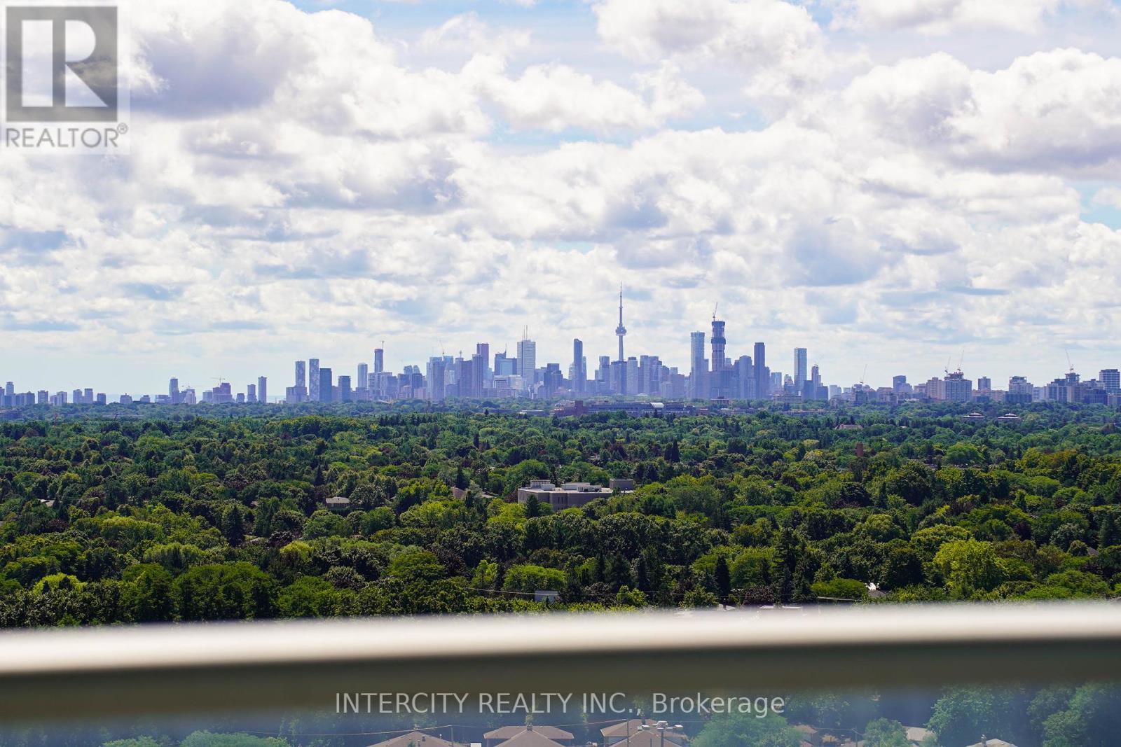 Photo 2 of 3002 29 Singer Court, Toronto ON