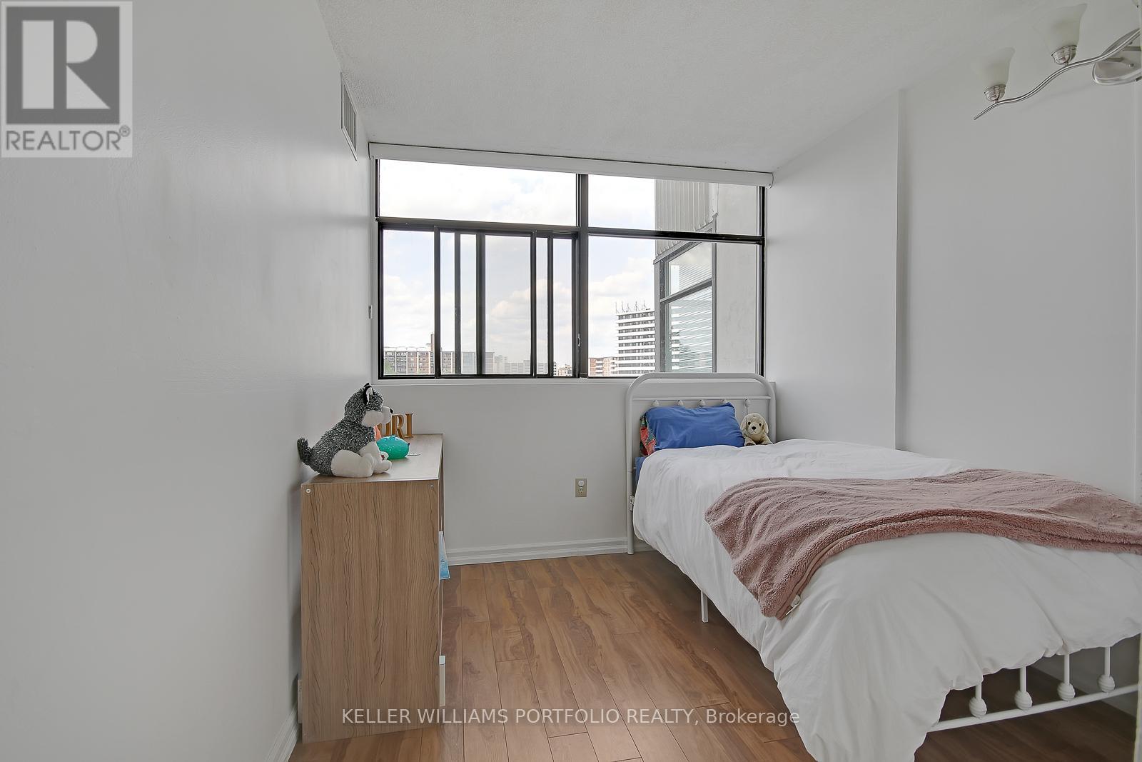 Photo 2 of 702 100 Antibes Drive, Toronto ON