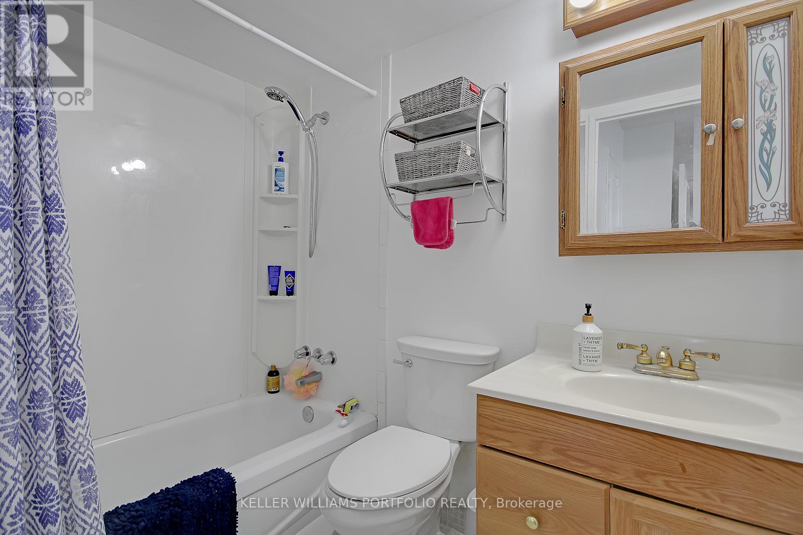 Photo 18 of 702 100 Antibes Drive, Toronto ON