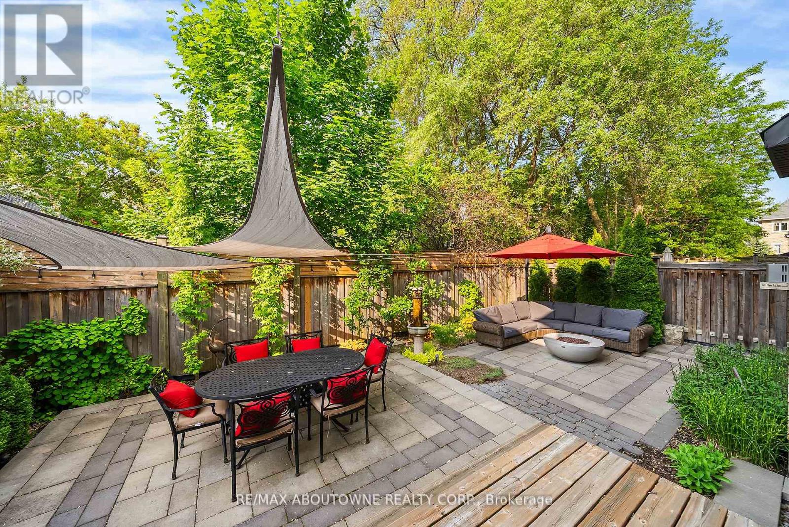 Photo 6 of 114 Waterview Common, Oakville ON