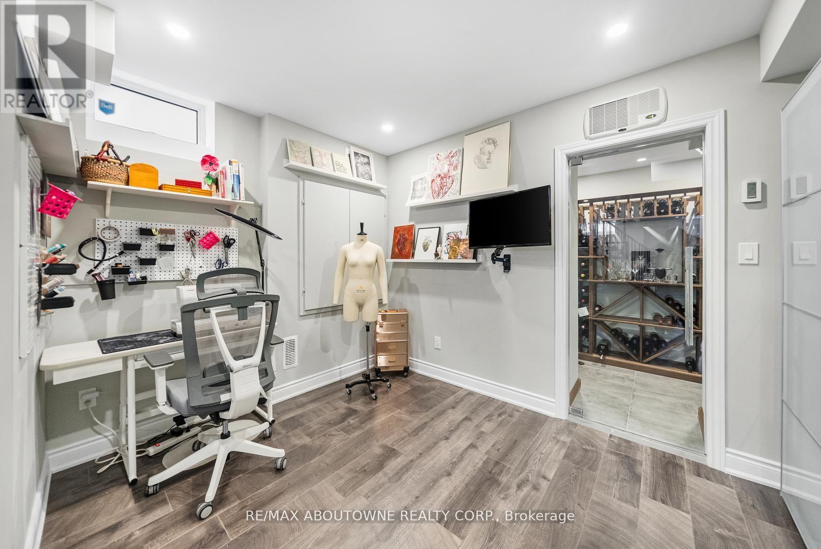 Photo 23 of 114 Waterview Common, Oakville ON