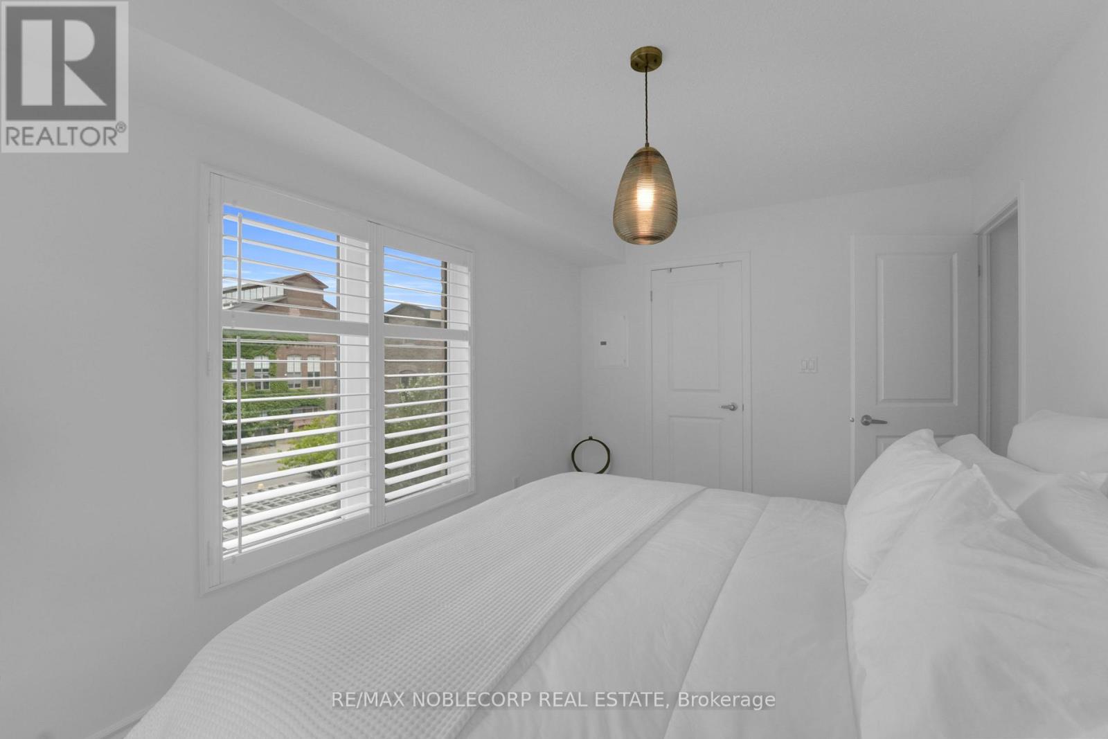 Photo 1 of 239 13 Foundry Avenue, Toronto ON