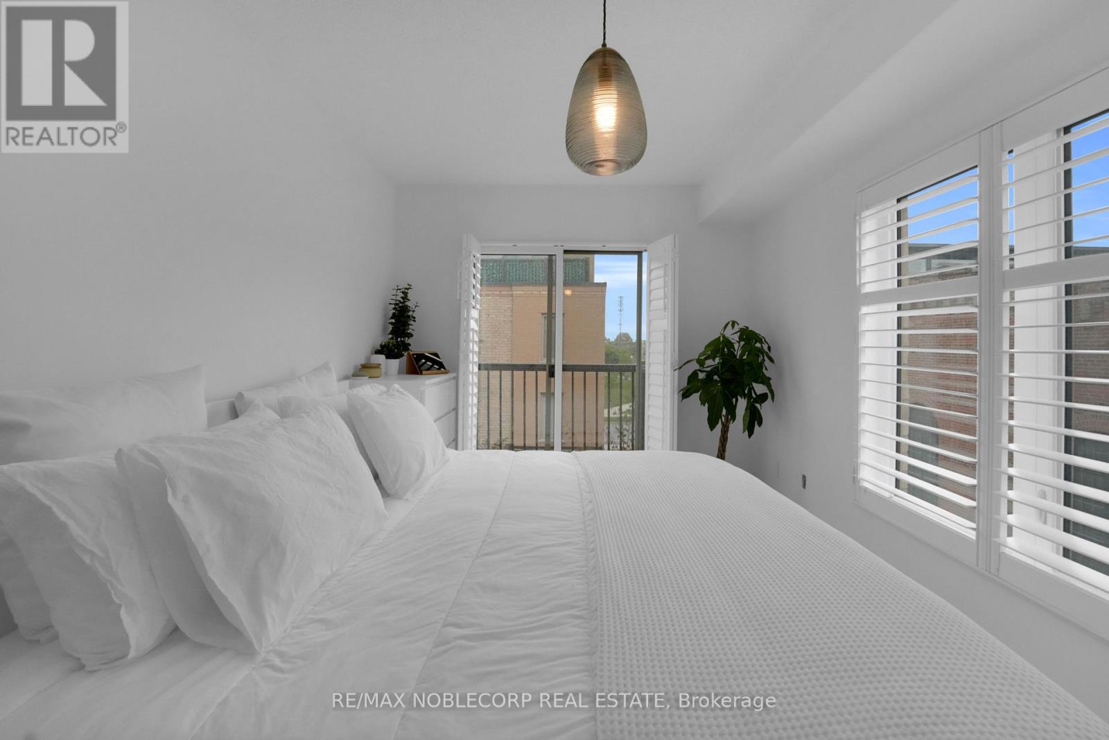 Photo 7 of 239 13 Foundry Avenue, Toronto ON