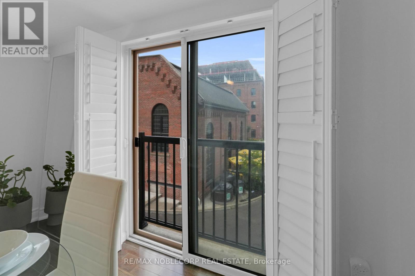 Photo 36 of 239 13 Foundry Avenue, Toronto ON