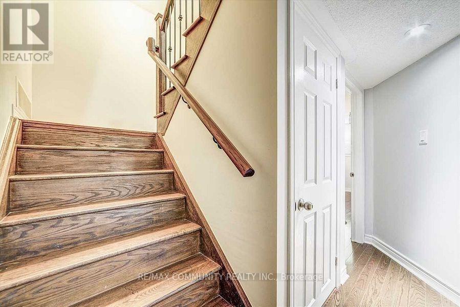 Photo 17 of 52 Zezel Way, Toronto ON