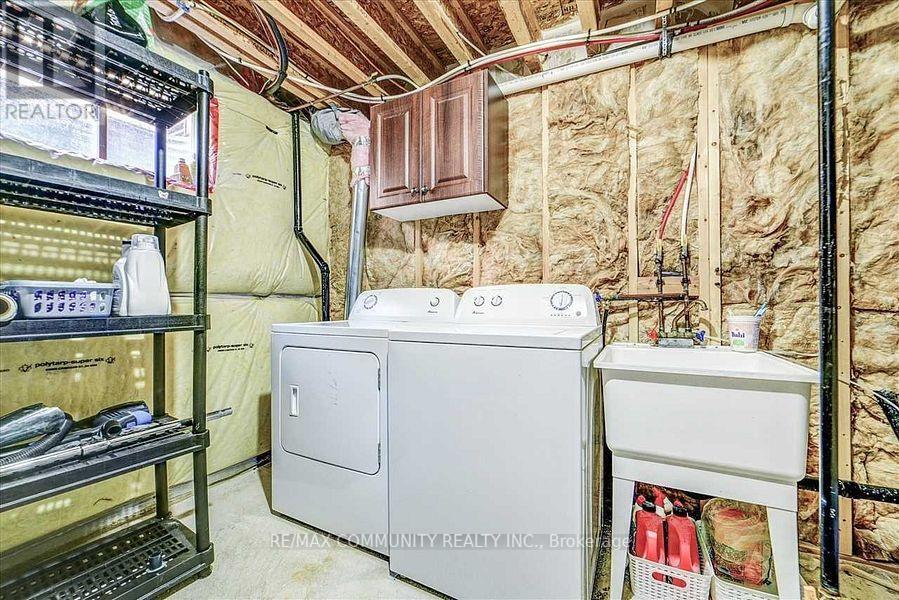 Photo 30 of 52 Zezel Way, Toronto ON