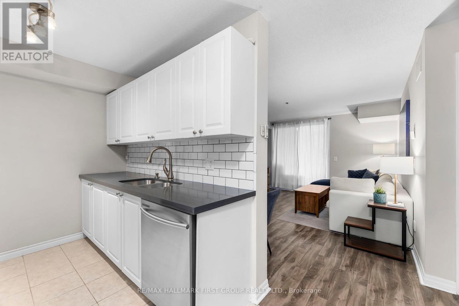 Photo 23 of 109 684 Warden Avenue, Toronto ON