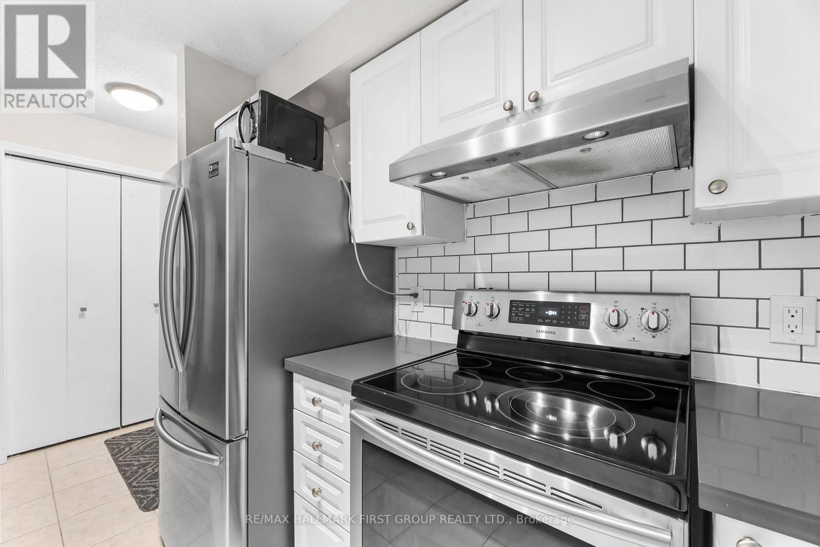 Photo 24 of 109 684 Warden Avenue, Toronto ON