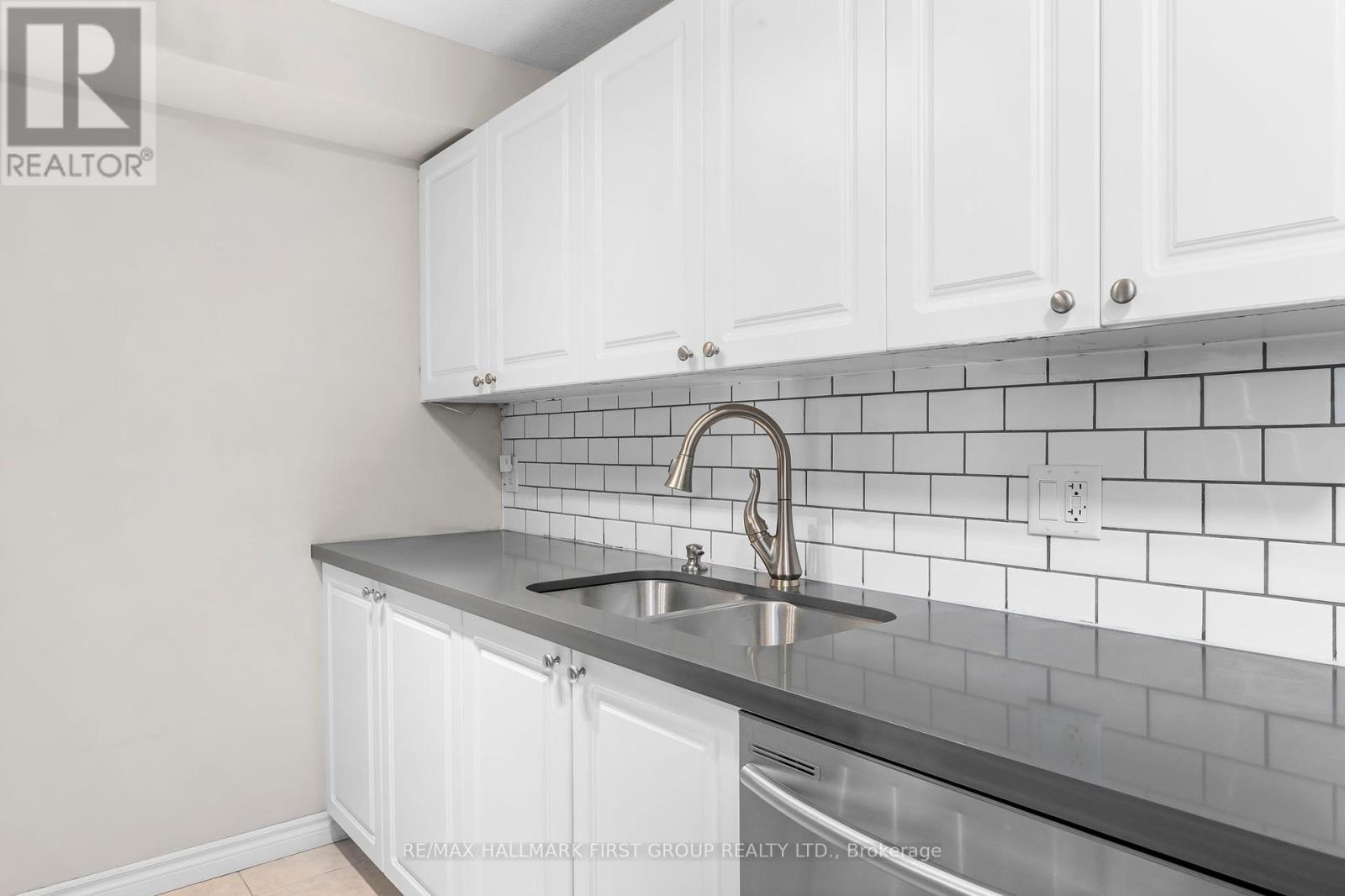 Photo 15 of 109 684 Warden Avenue, Toronto ON