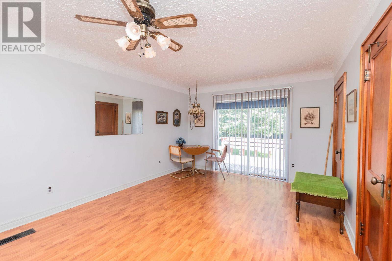 Photo 21 of 384 Laurier Ave, Sault Ste Marie ON
