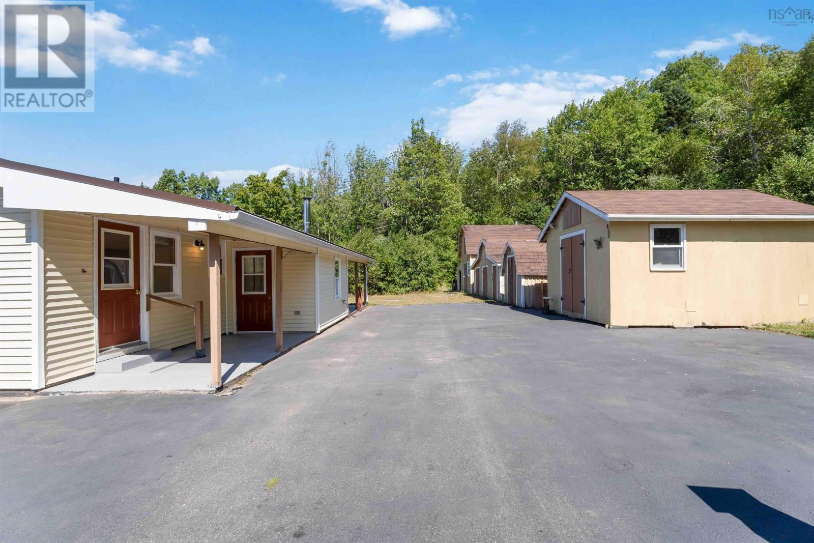 Property 3 of 51 of 2284 Highway 201