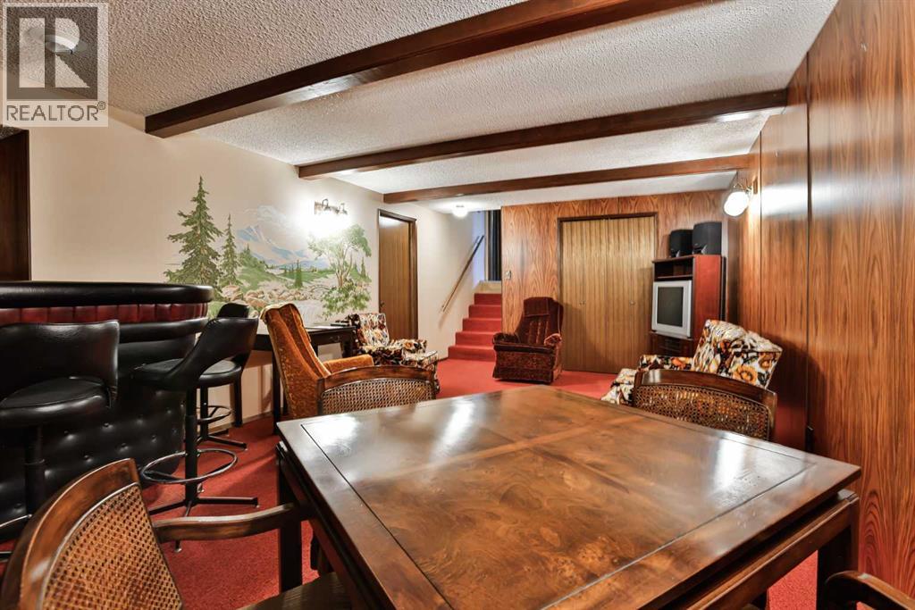 Photo 39 of 22 Hawthorne Place N, Lethbridge AB