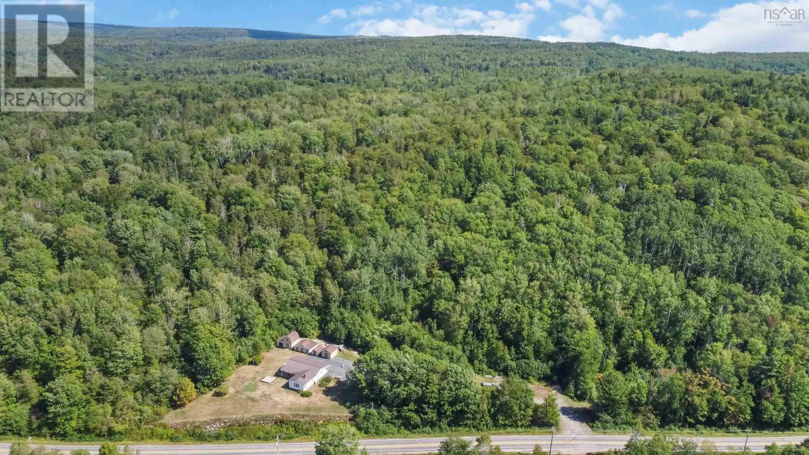 Property 46 of 51 of 2284 Highway 201