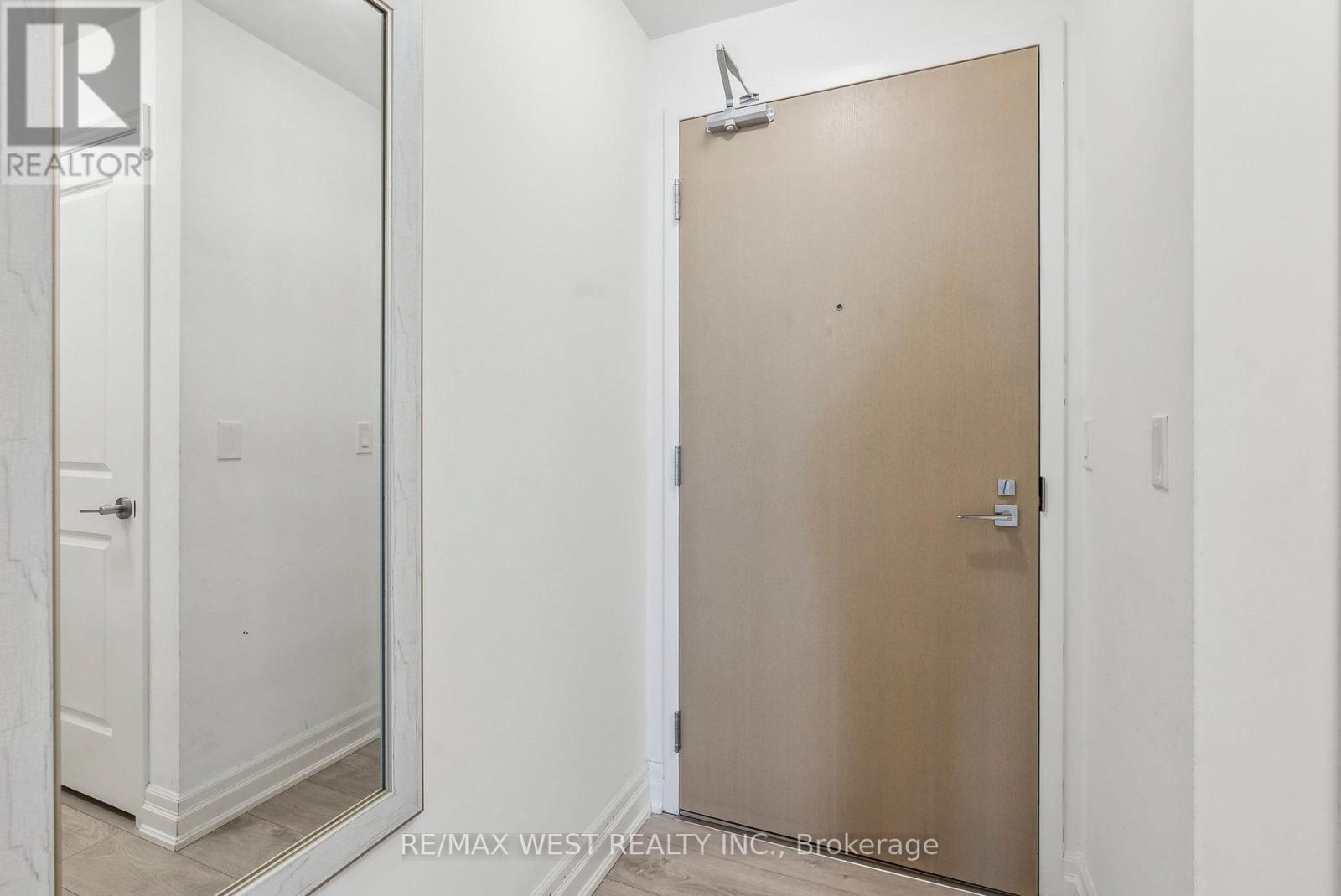 Photo 3 of 1304 A 10 Rouge Valley Drive, Markham ON