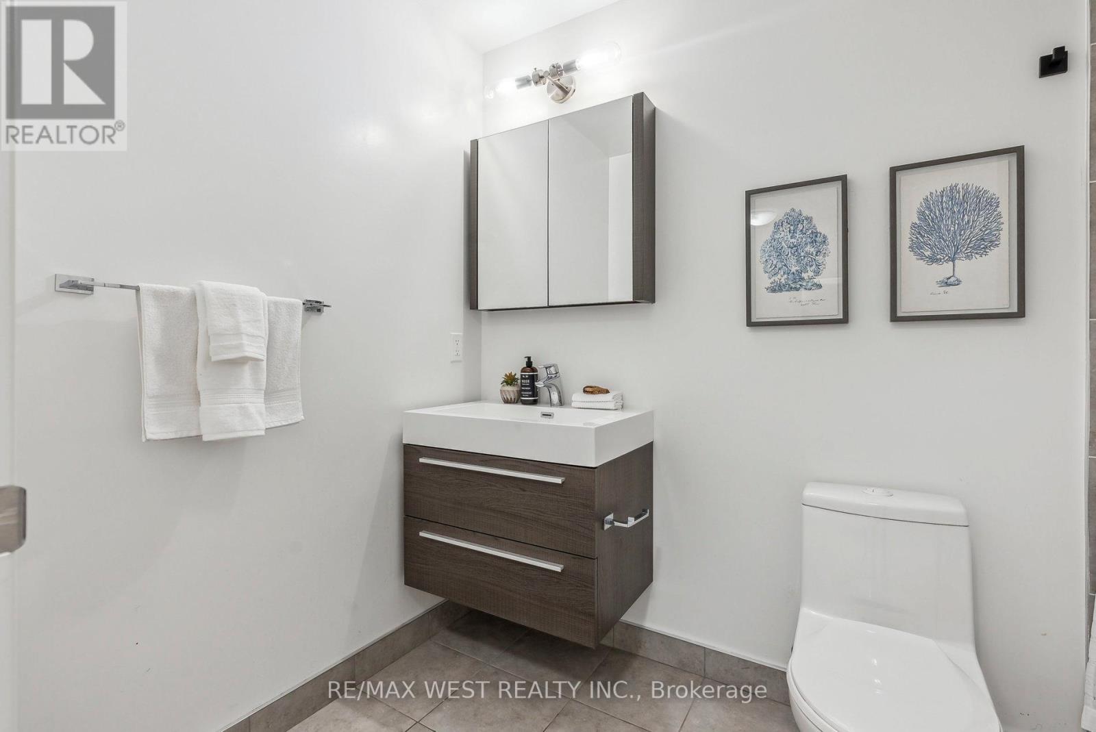 Photo 19 of 1304 A 10 Rouge Valley Drive, Markham ON