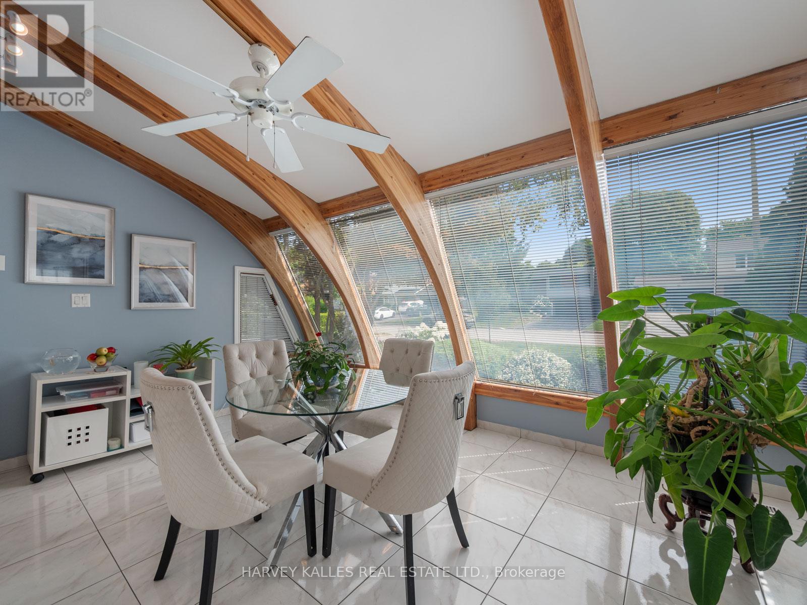 Photo 14 of 24 Delair Crescent, Markham ON