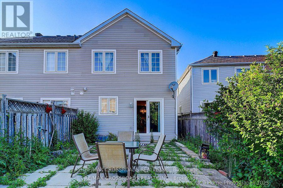 Photo 23 of 29 Billingsley Crescent, Markham ON