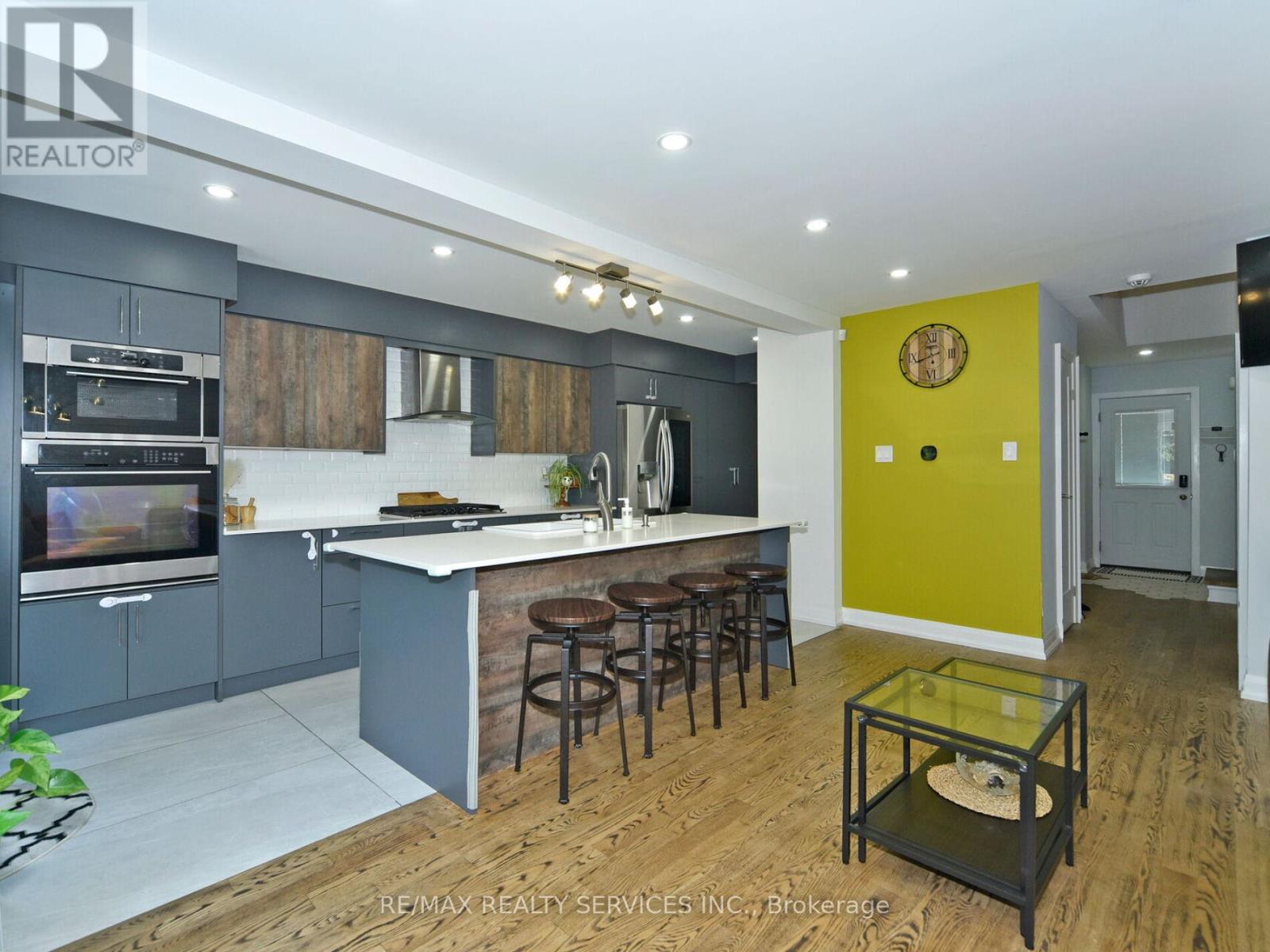 Photo 14 of 80 46 Lindisfarne Way E, Markham ON