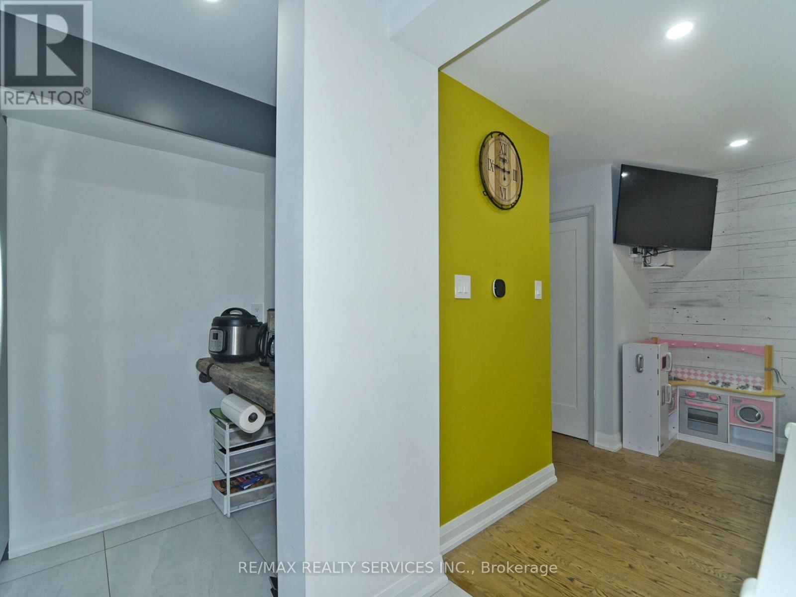 Photo 19 of 80 46 Lindisfarne Way E, Markham ON