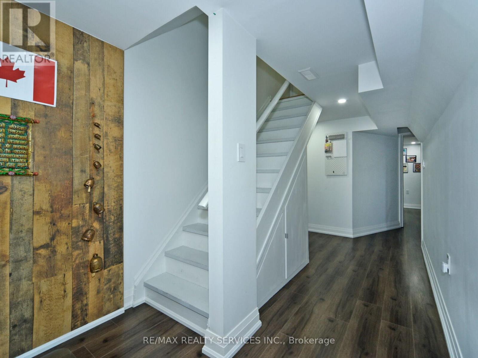 Photo 24 of 80 46 Lindisfarne Way E, Markham ON