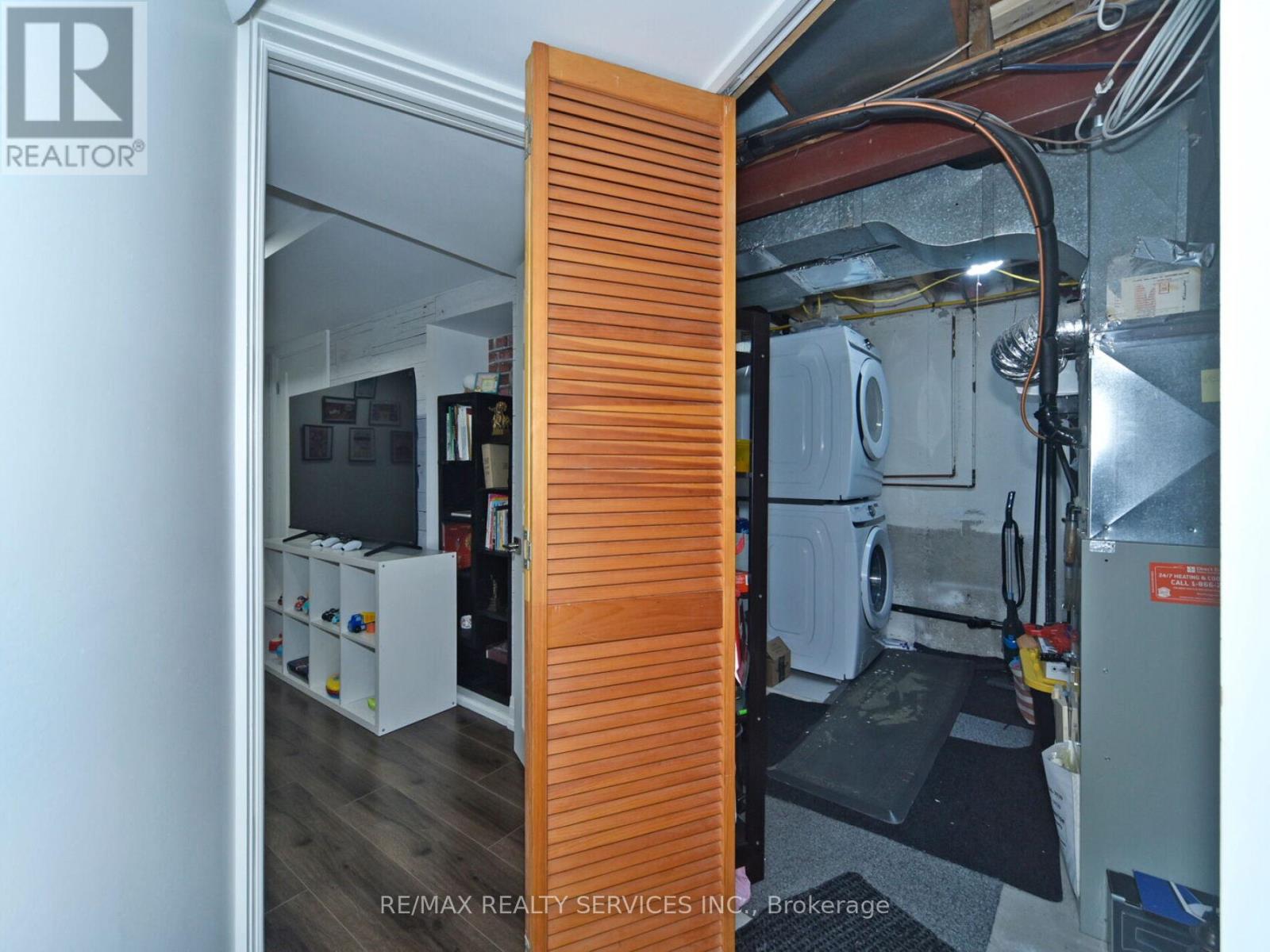 Photo 25 of 80 46 Lindisfarne Way E, Markham ON