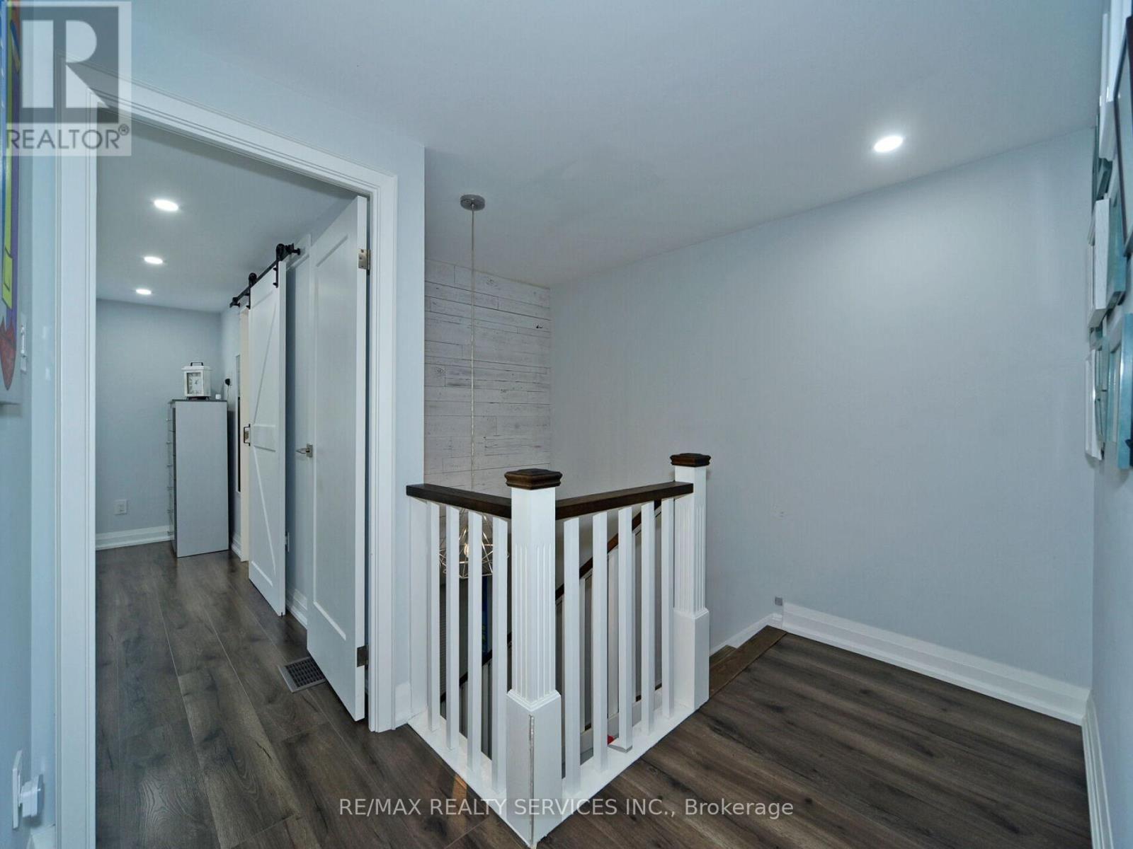 Photo 33 of 80 46 Lindisfarne Way E, Markham ON