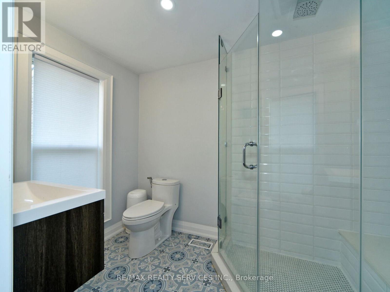 Photo 38 of 80 46 Lindisfarne Way E, Markham ON
