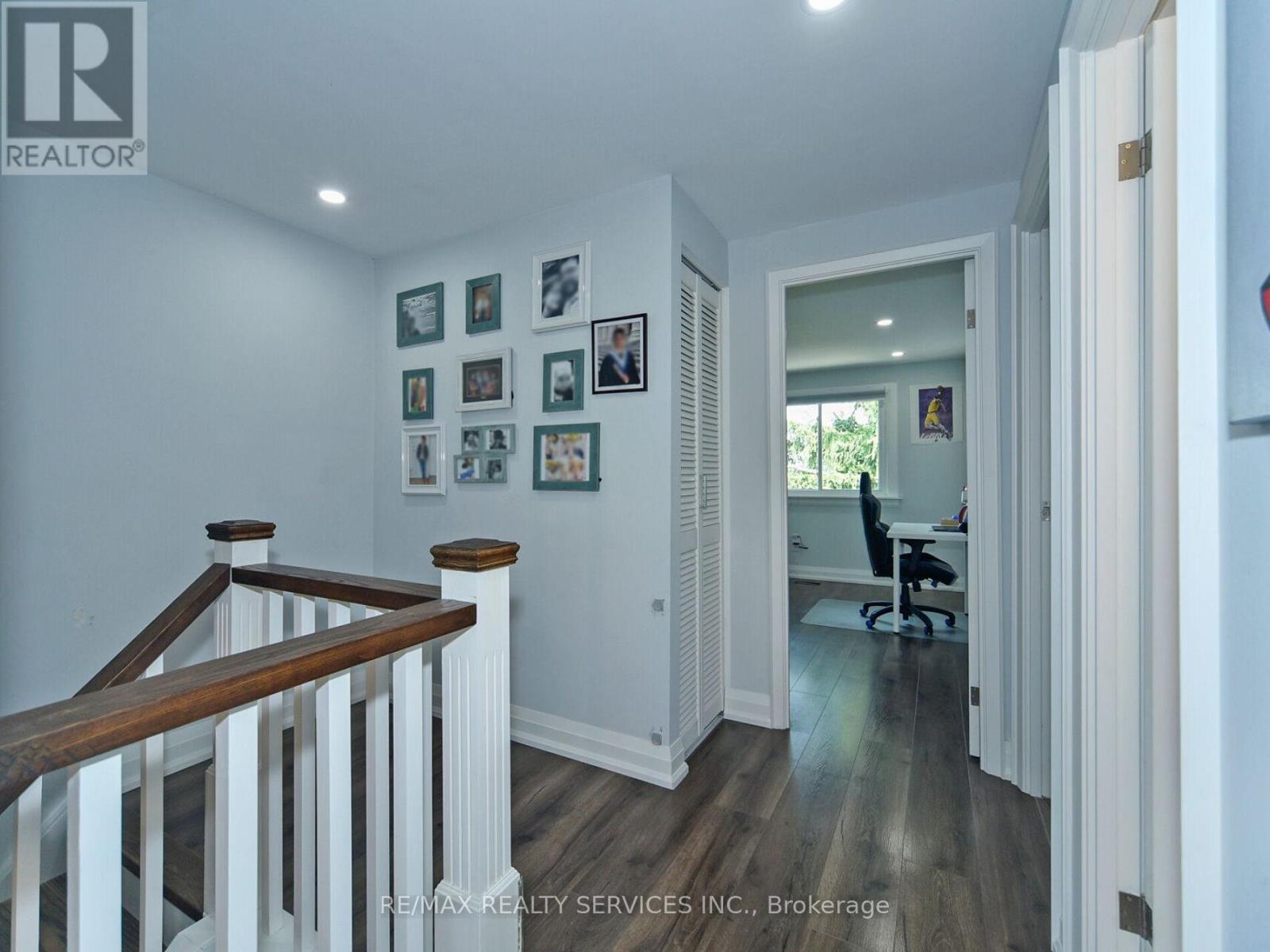 Photo 41 of 80 46 Lindisfarne Way E, Markham ON