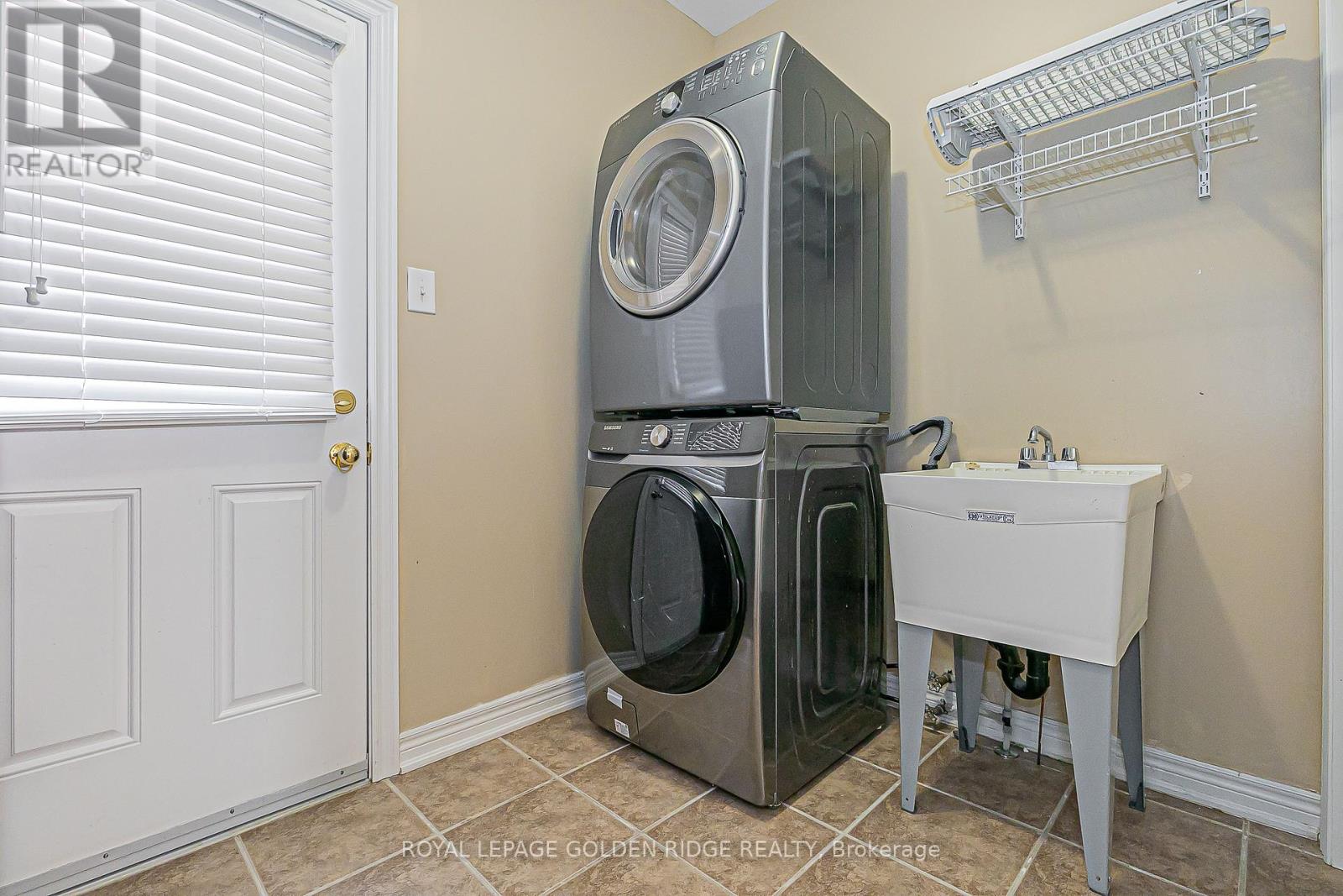 Photo 40 of 12 Golden Meadow Drive, Markham ON