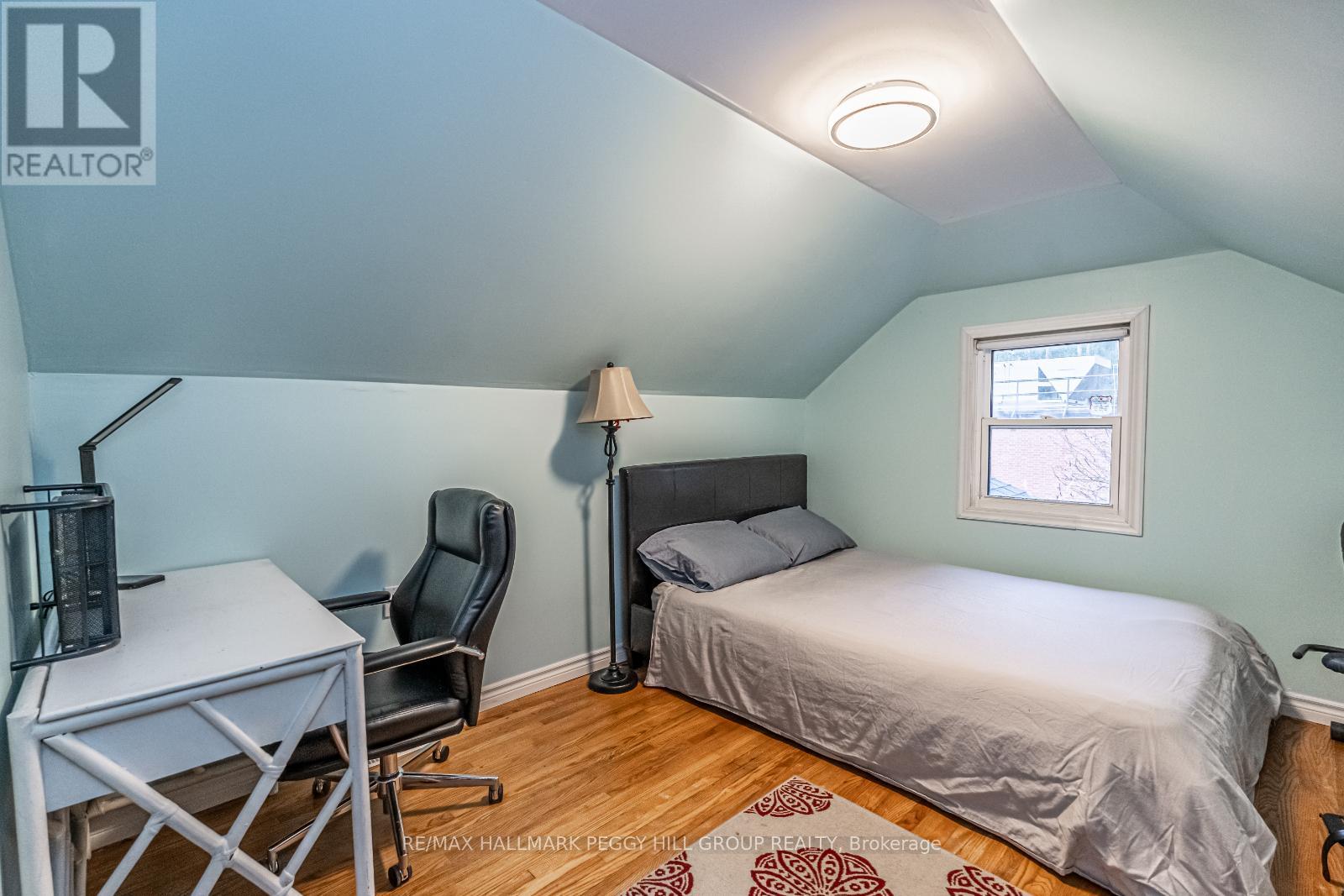 Photo 8 of 42 Mill Street, Essa ON