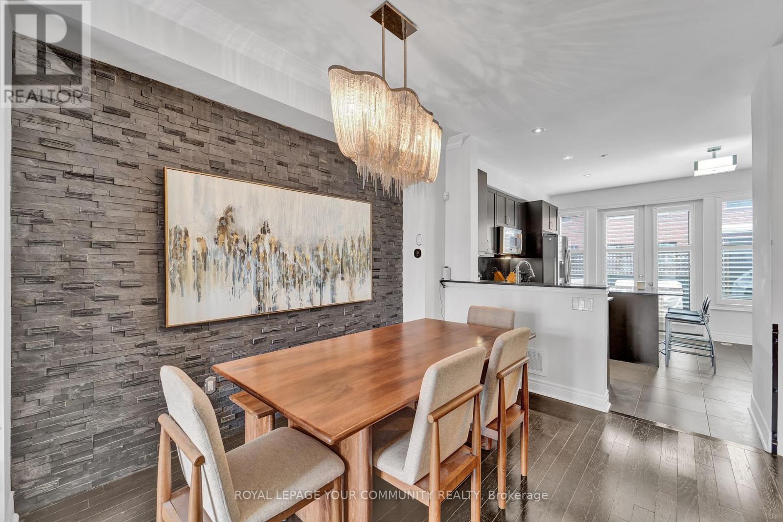 Photo 2 of 8327 Kipling Avenue, Vaughan ON