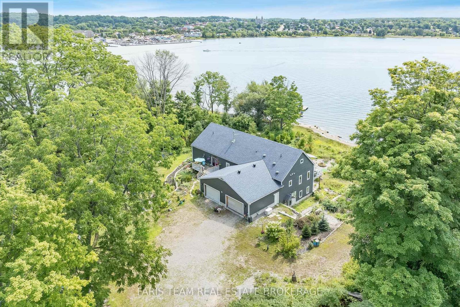 Photo 26 of 243 Champlain Road, Penetanguishene ON