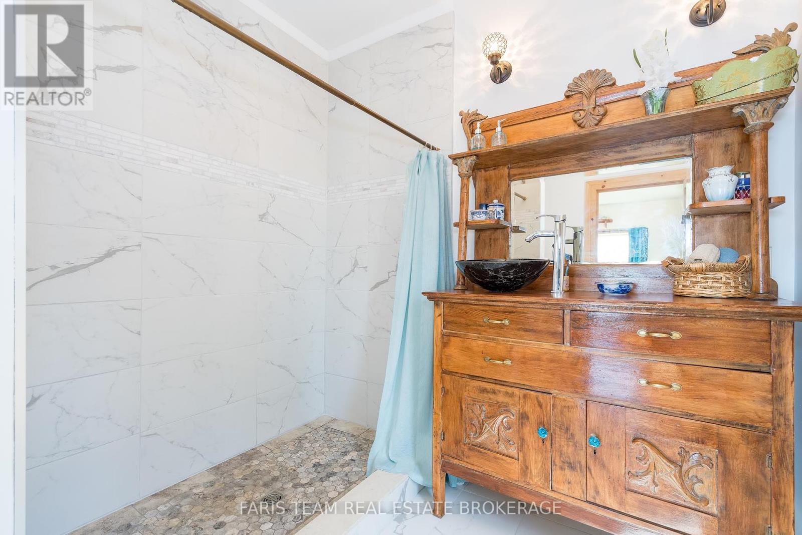 Photo 20 of 243 Champlain Road, Penetanguishene ON