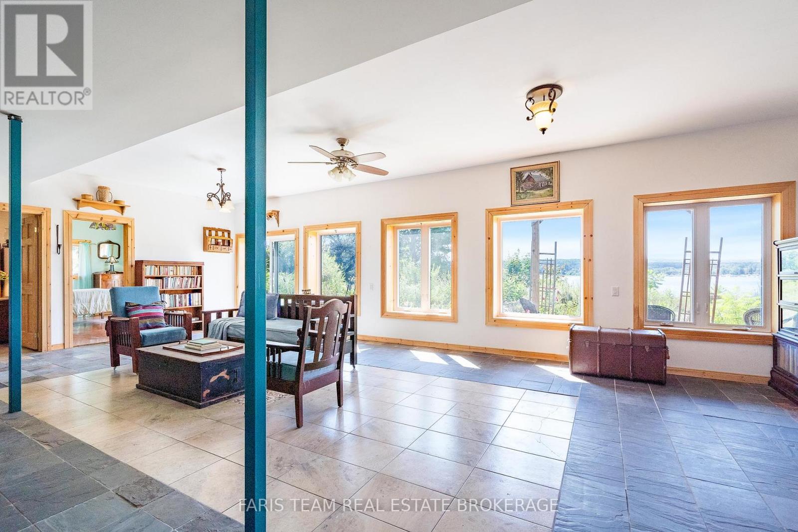 Photo 11 of 243 Champlain Road, Penetanguishene ON