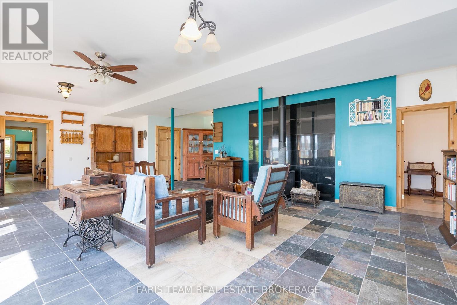 Photo 29 of 243 Champlain Road, Penetanguishene ON