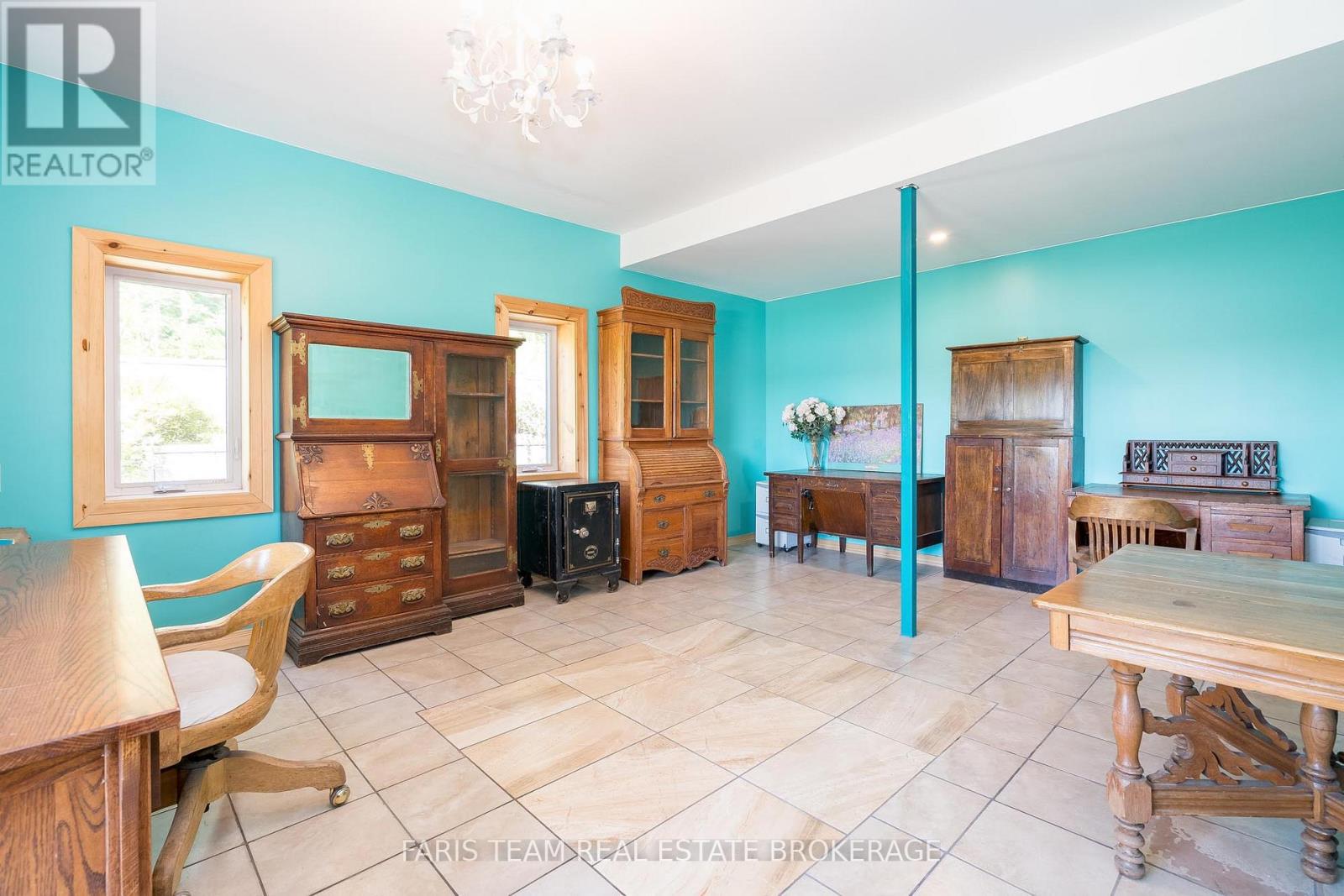 Photo 31 of 243 Champlain Road, Penetanguishene ON