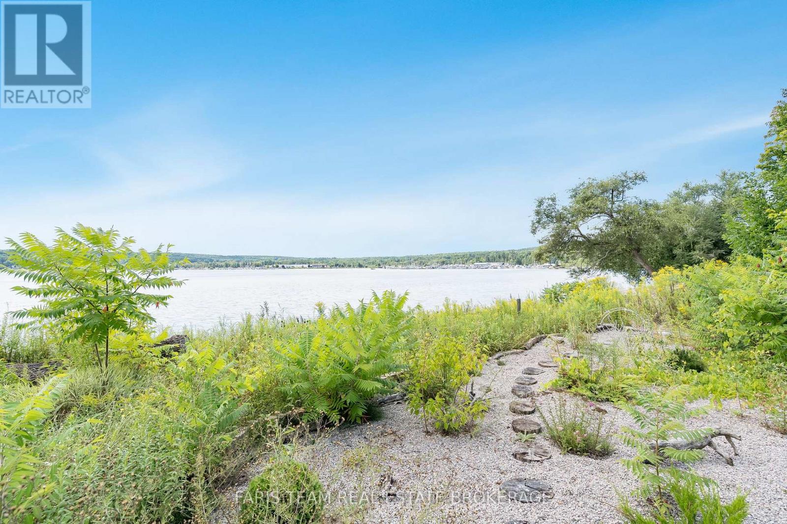 Photo 16 of 243 Champlain Road, Penetanguishene ON