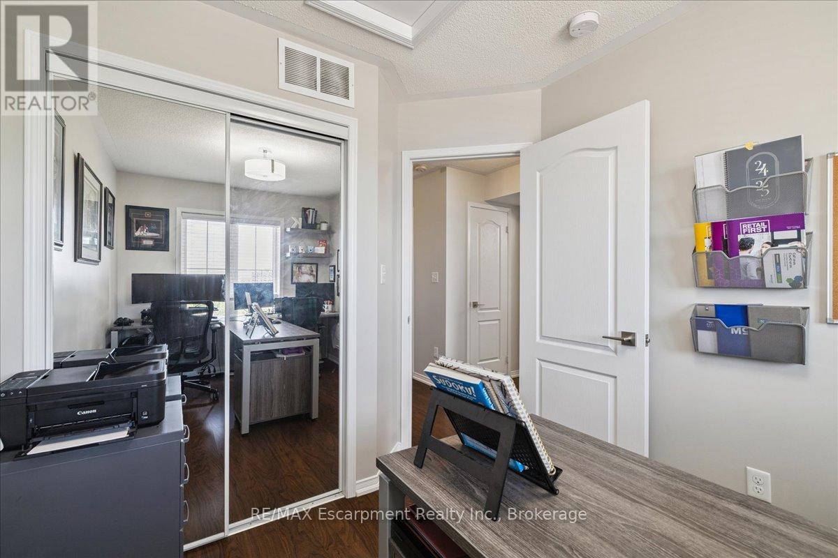 Photo 36 of 17 2508 Post Road, Oakville ON