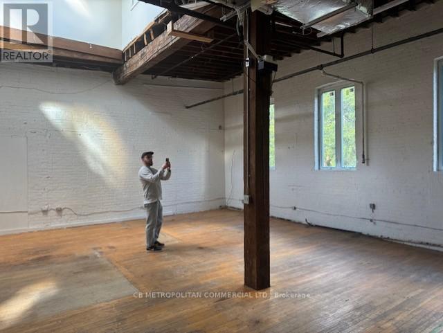 Photo 4 of 210 44 Noble Street, Toronto ON