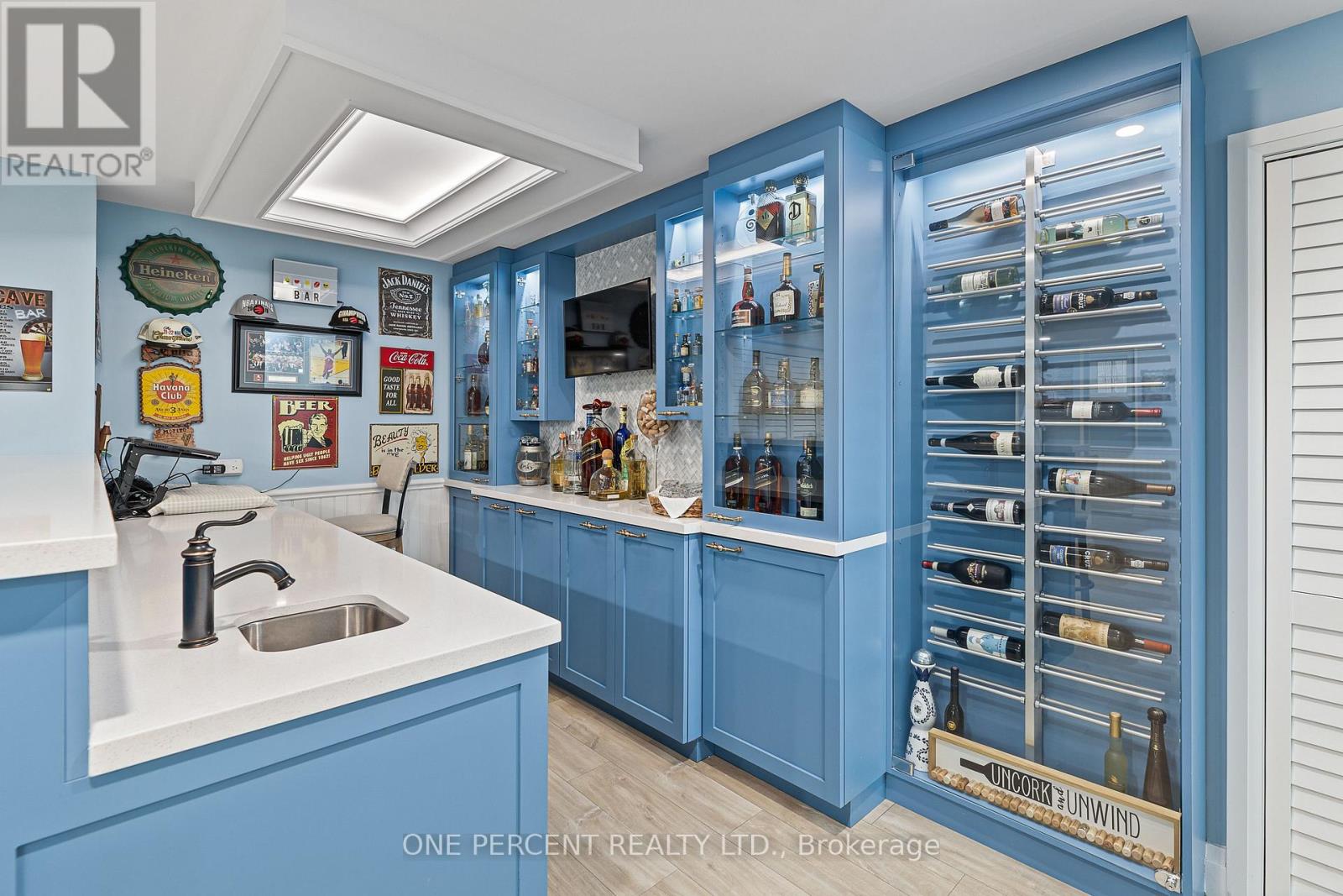 Photo 34 of 102 Monkton Circle, Brampton ON