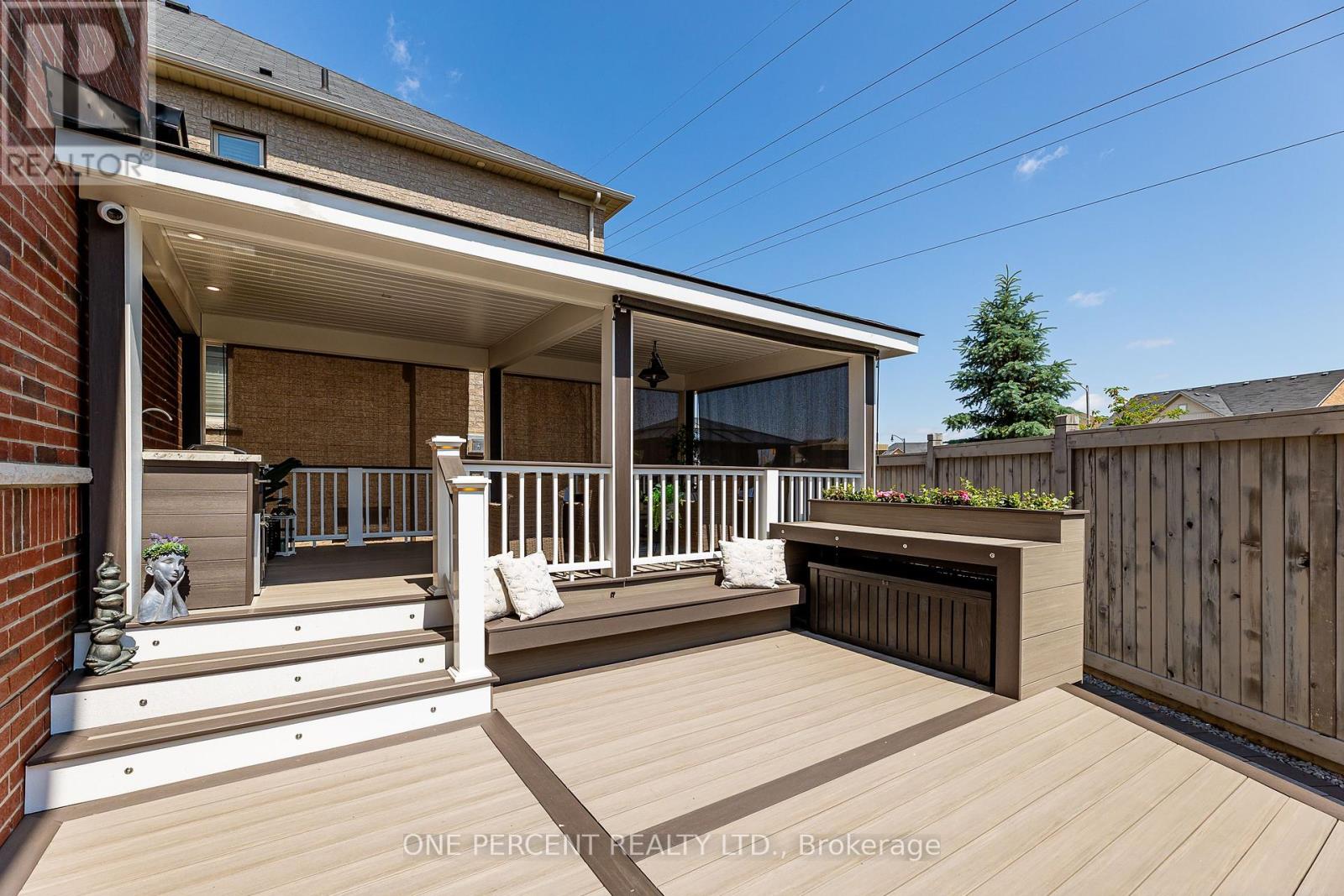 Photo 1 of 102 Monkton Circle, Brampton ON