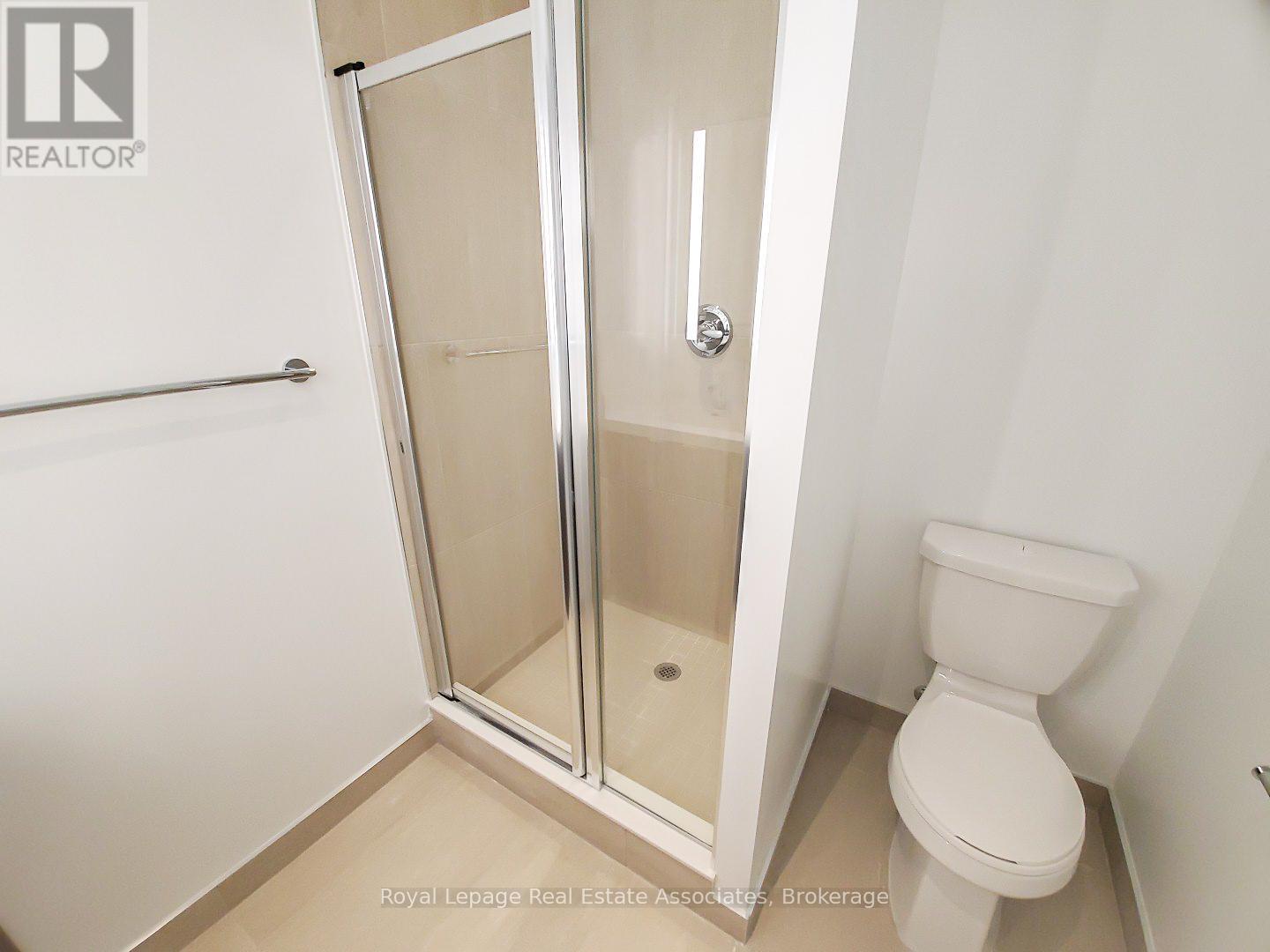 Photo 9 of 4028 5 Mabelle Avenue, Toronto ON