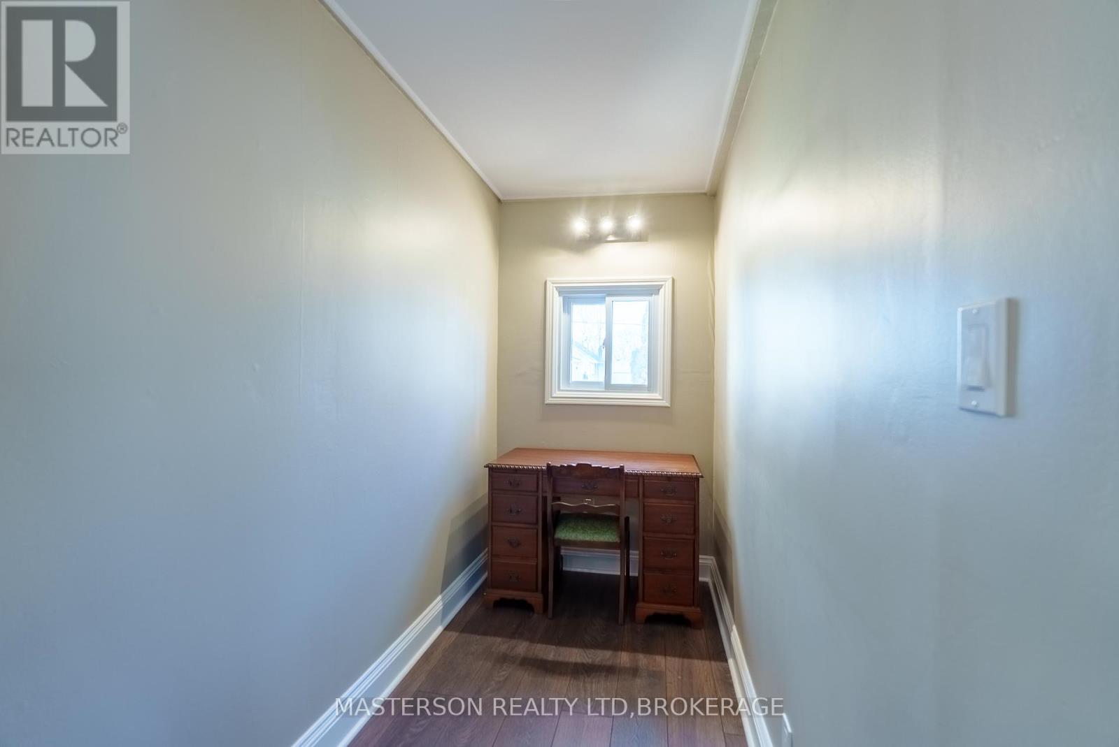 Photo 4 of 4326 Ellis Street, Niagara Falls ON