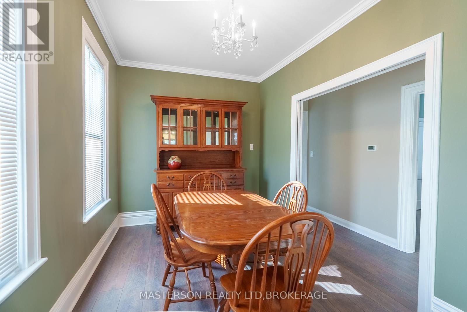 Photo 8 of 4326 Ellis Street, Niagara Falls ON