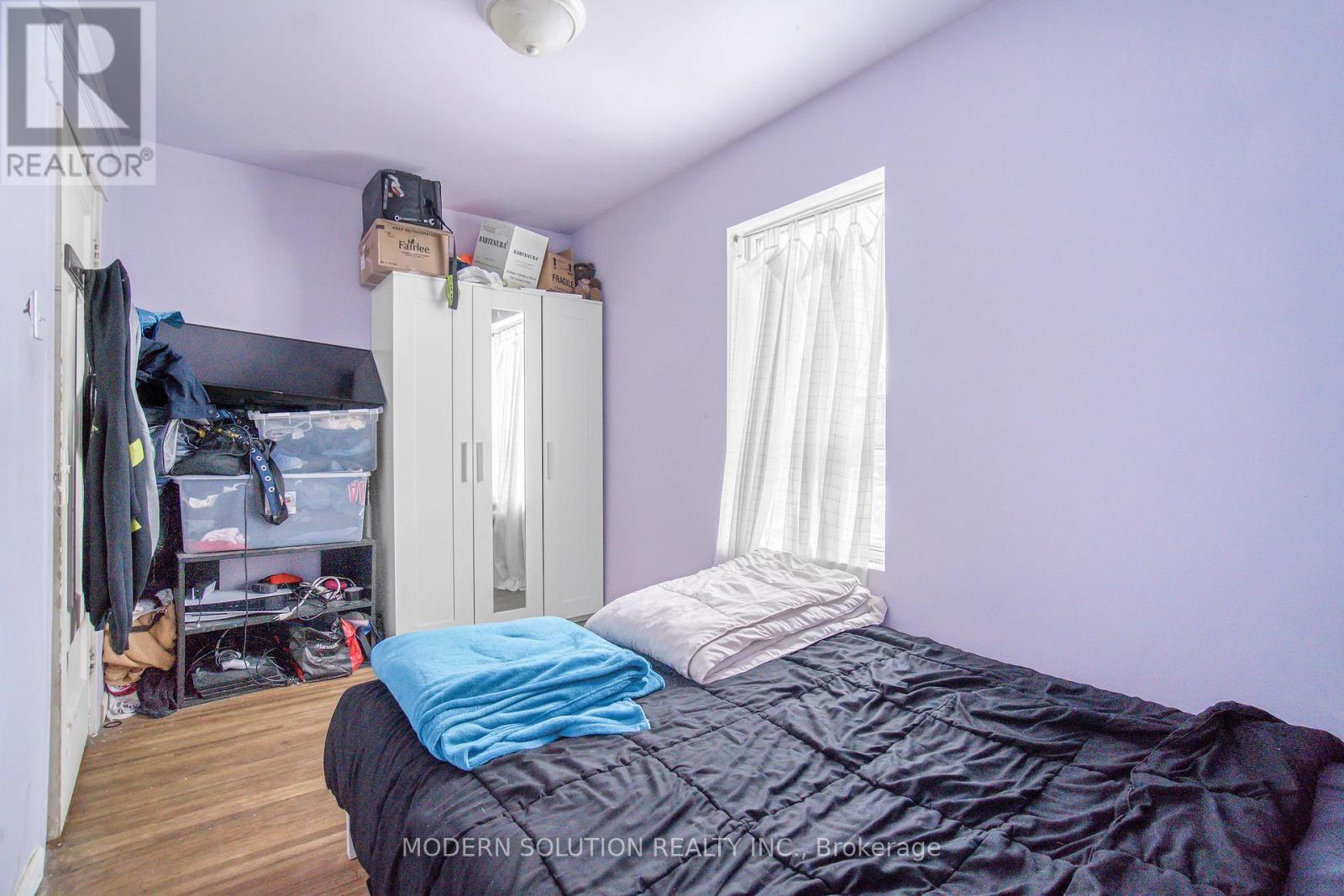 Photo 27 of 2 Rockwell Avenue, Toronto ON